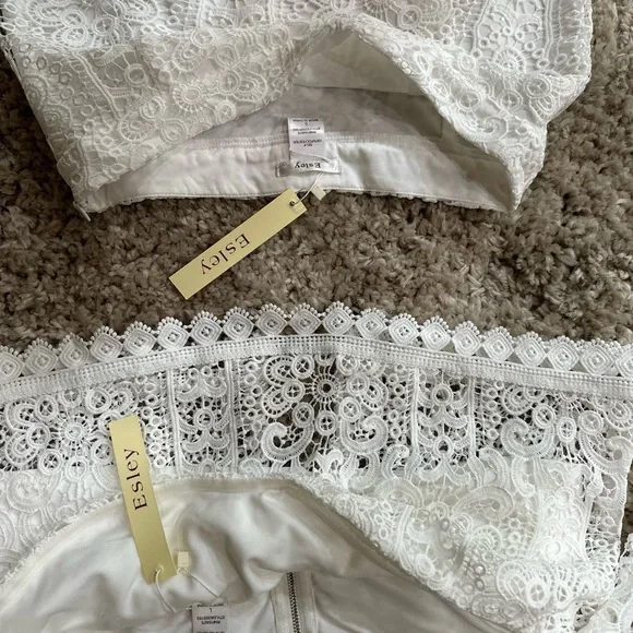 2-pc wedding dress - Picture 3 of 4